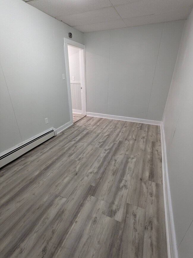 Building Photo - 23 Middle St