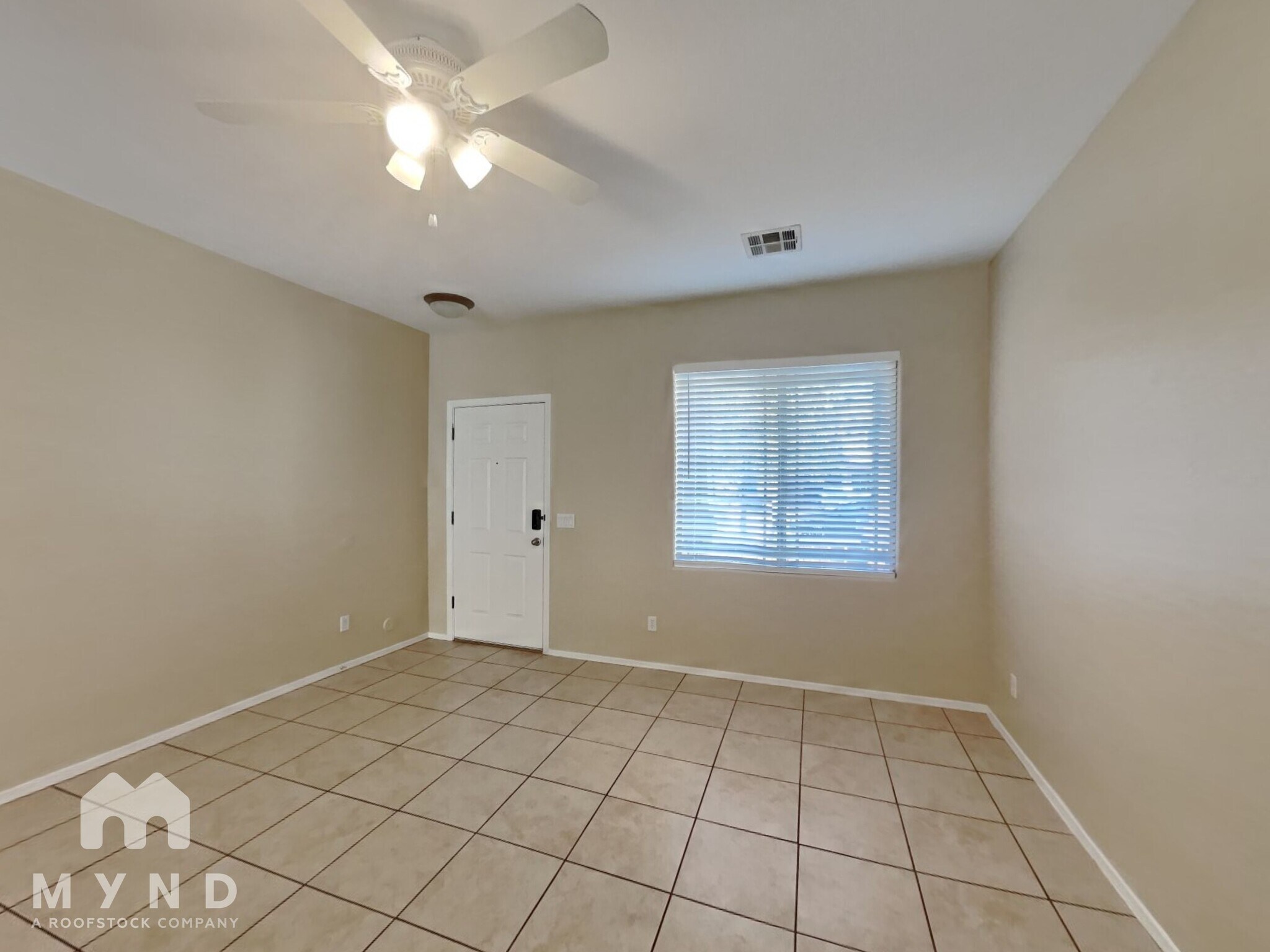 Building Photo - 4539 E Ivanhoe St