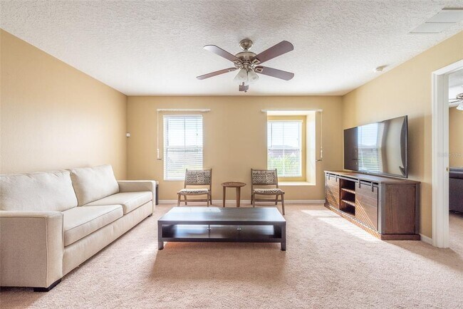 Building Photo - 207 Black Springs Ln