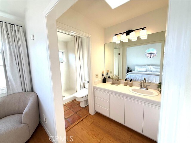 Building Photo - 214 N Irena Ave