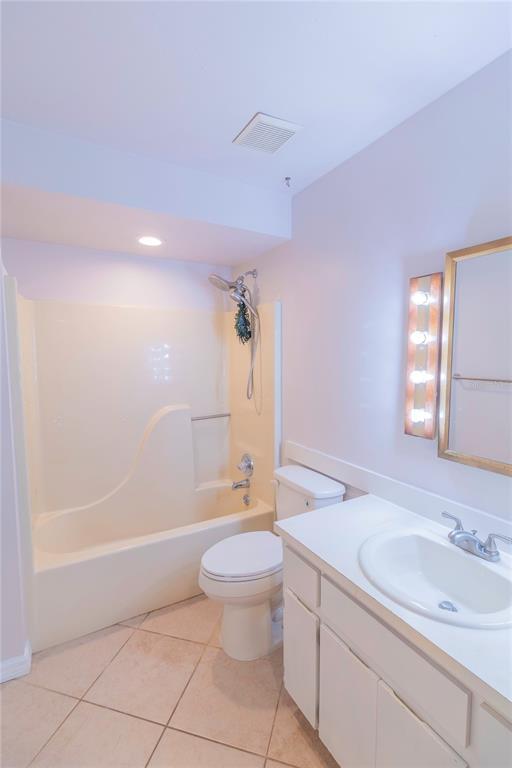 Building Photo - 3908 Rosedale Dr