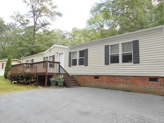 Primary Photo - Large 3 Bedroom 3 Bathroom Modular Home in...