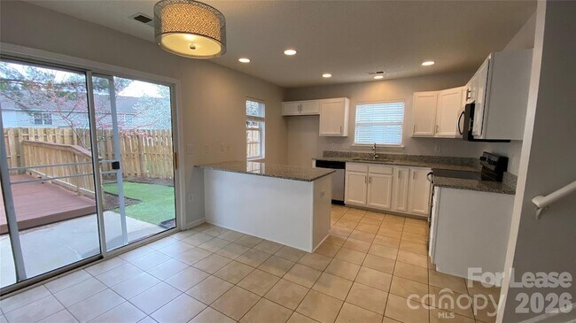 Building Photo - 12131 Bottlebrush Pl