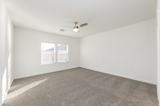 Building Photo - 31719 Kellan Grv Ct