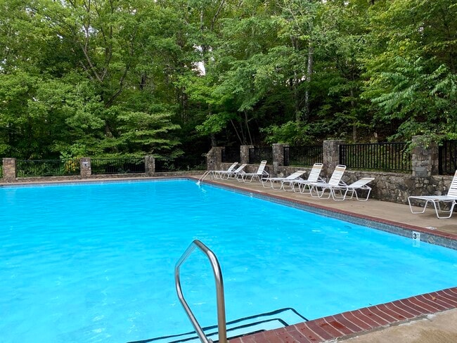 Building Photo - 601 Dave Creek Pky