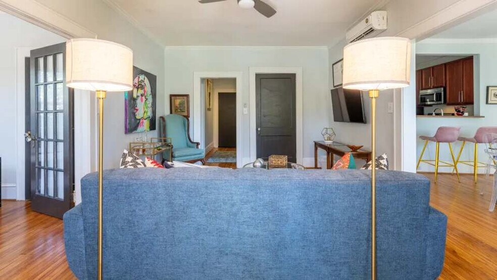 Building Photo - 800 Magnolia Ave