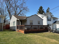 Building Photo - 1218 Big Falls Ave