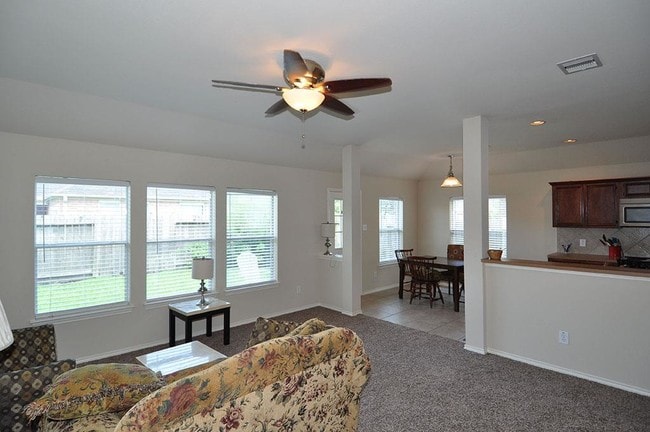 Building Photo - 22852 Lantern Hills Dr