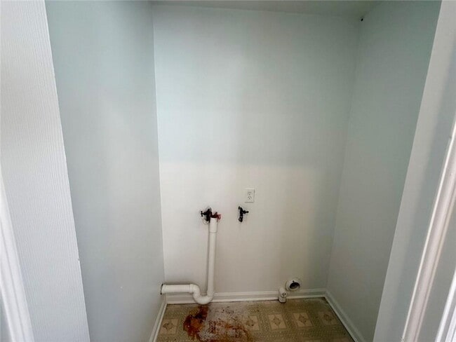 Building Photo - 1648 Hammond Woods Cir SW