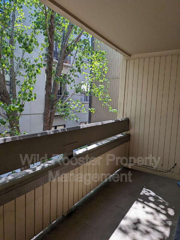 Building Photo - 1808 K St