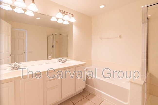 Building Photo - 1286 Shallcross Ave