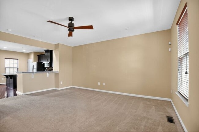 Building Photo - 3276 Green Cove Pl