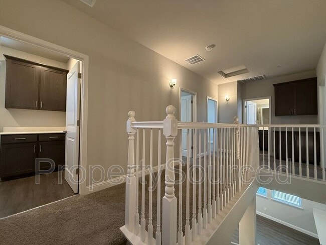 Building Photo - 948 Posey St