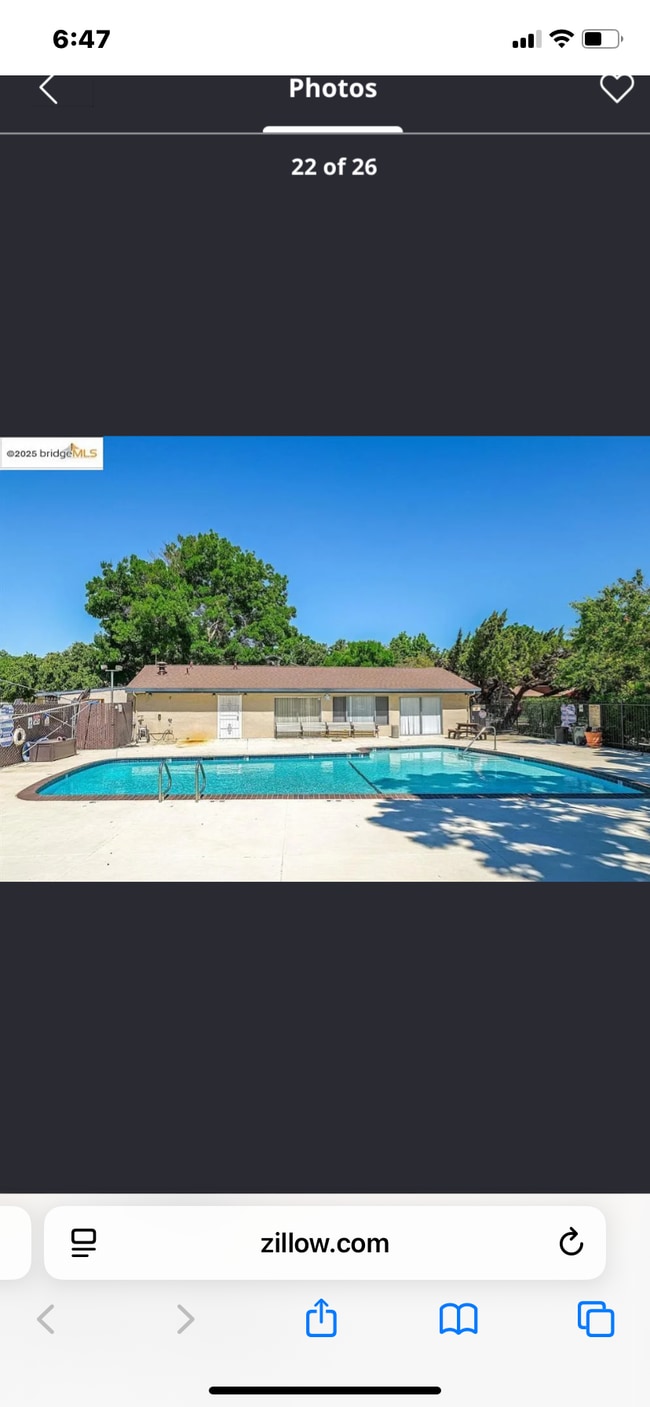 Building Photo - 2113 Lemontree Way