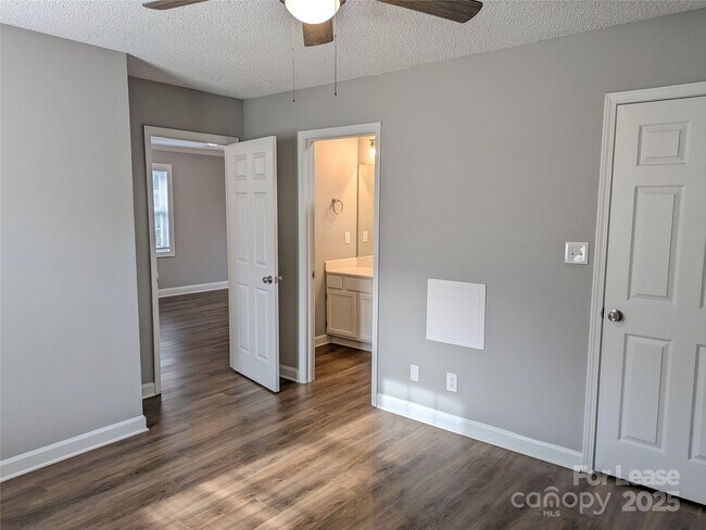 Building Photo - 149 McKendree Rd