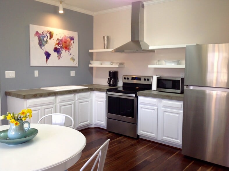 Building Photo - 125 Spring Creek Ln