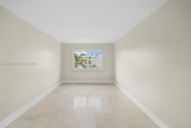 Building Photo - 1610 Lenox Ave.