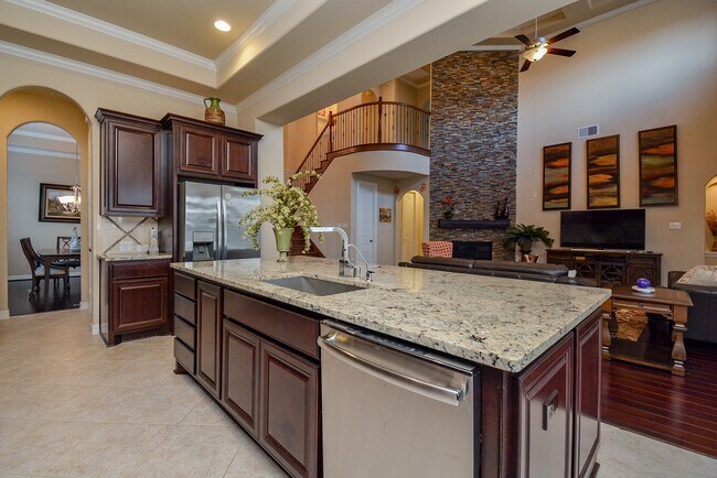 Building Photo - 6302 Kennedy Hills Ct