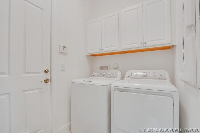 Building Photo - 8942 SW Pepoli Way