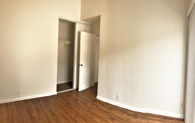 Building Photo - 4422 Alabama St