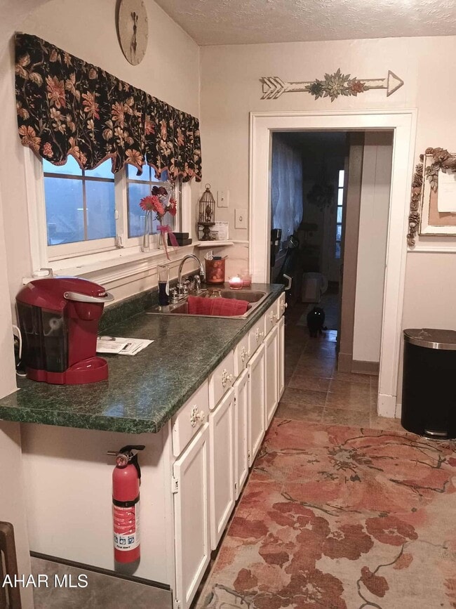 Building Photo - 106 Ruskin Dr