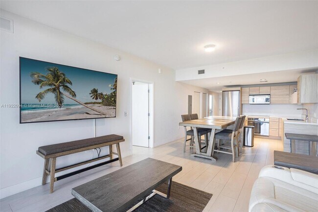 Building Photo - 16385 Biscayne Blvd