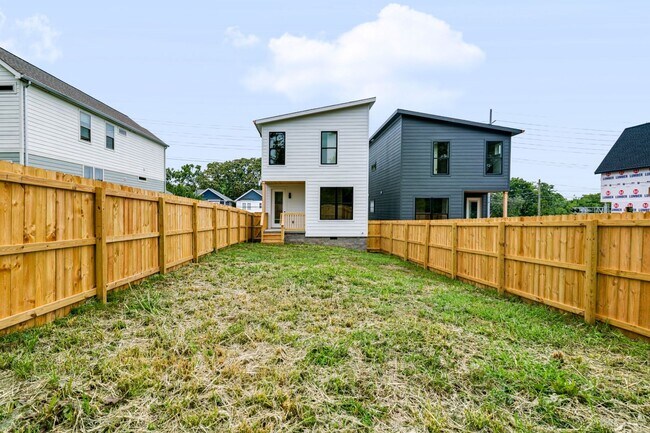 Building Photo - 2113 Herman St