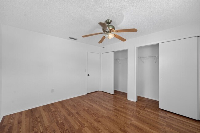 Building Photo - 6243 Florida Ave