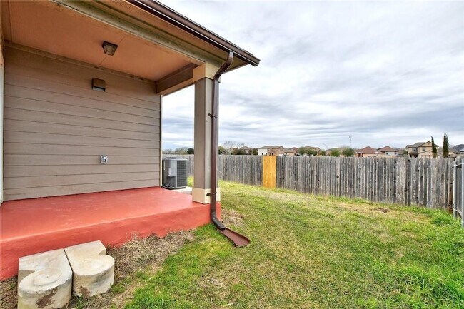 Building Photo - 261 New Bridge Dr