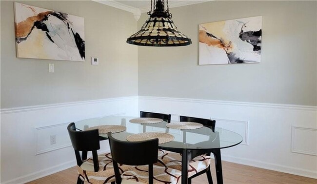 Building Photo - Spacious 4-Bedroom 3.5 bath Colonial with Pool & Modern Upgrades