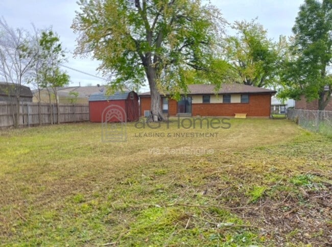 Building Photo - 4722 SE 27th St