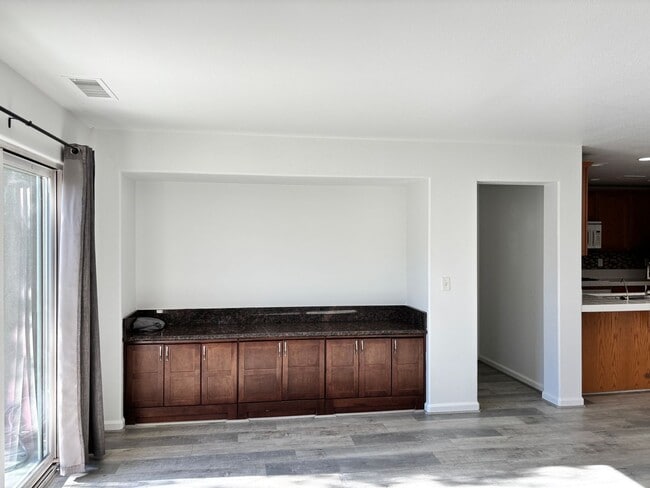 Building Photo - PRICE JUST REDUCED ONLY $2,600 PER MONTH F...