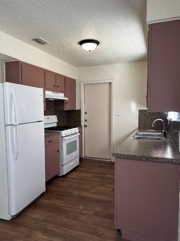 Building Photo - 314 Bramble Dr