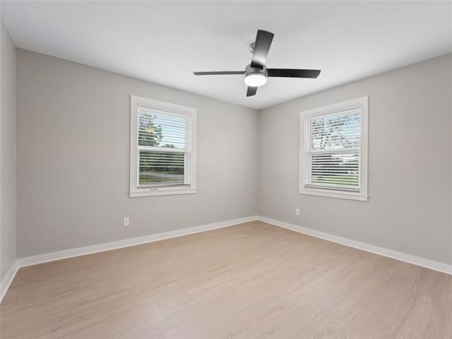 Building Photo - 421 S Interurban St