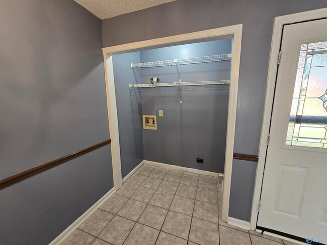 Building Photo - 11539 Jade Ln SE