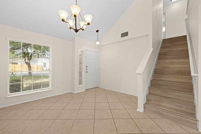 Building Photo - 3410 Flowstone Ln