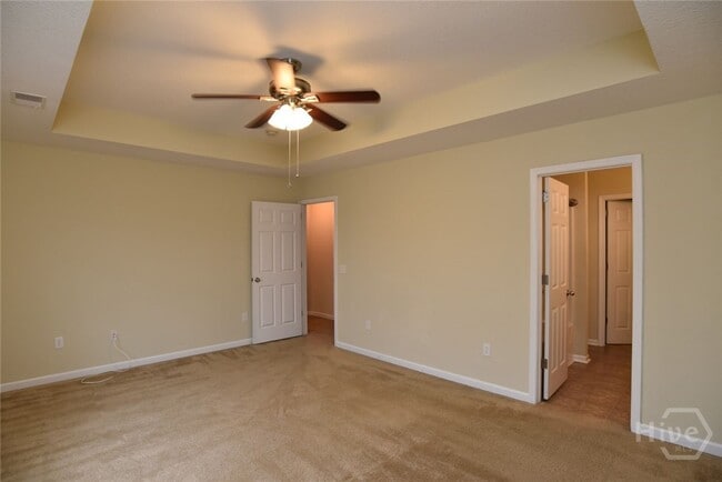 Building Photo - 5 Canyon Oak Loop