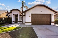 Building Photo - 4525 E Angela Dr