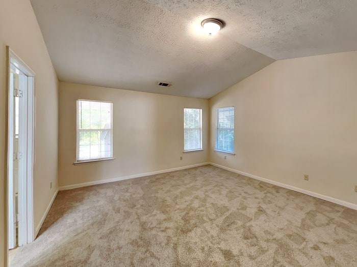 Building Photo - 1410 Stoneleigh Way