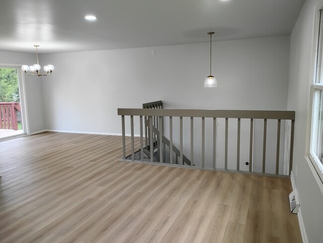Building Photo - 5827 El Paso Cir