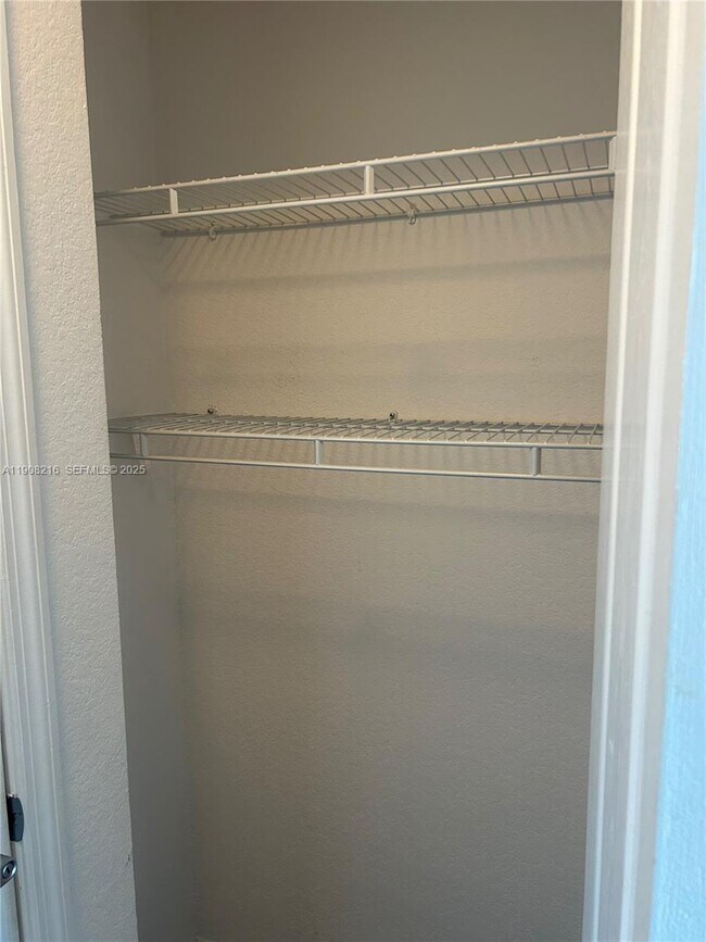 Building Photo - 6001 SW 70th St