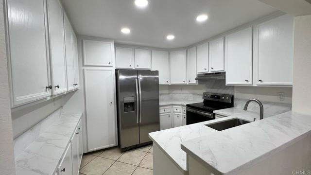 Primary Photo - 373 Windjammer Cir