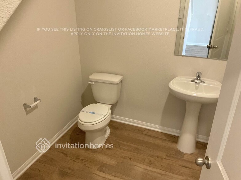 Building Photo - 8206 Sunberry Shadow Dr