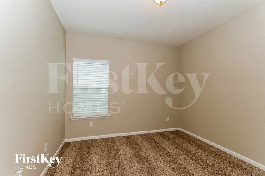 Building Photo - 9856 Melrose Creek Dr