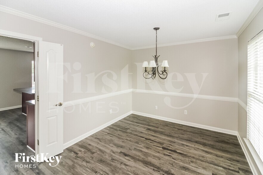 Building Photo - 11626 Millwind Dr