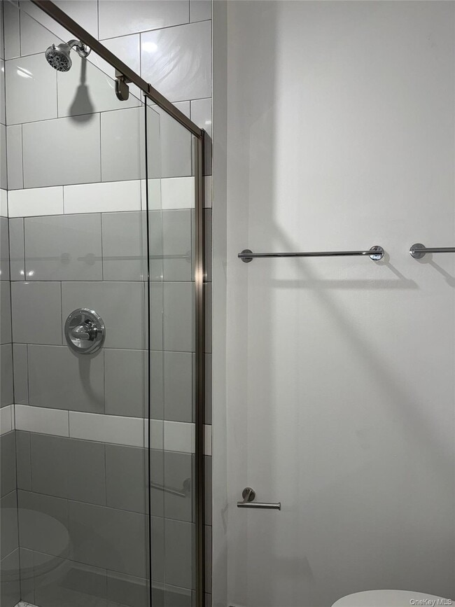 Building Photo - 2414 Snyder Ave