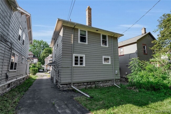 Building Photo - 69 W Northrup Pl