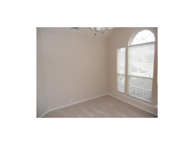 Building Photo - 10909 Reisling Dr