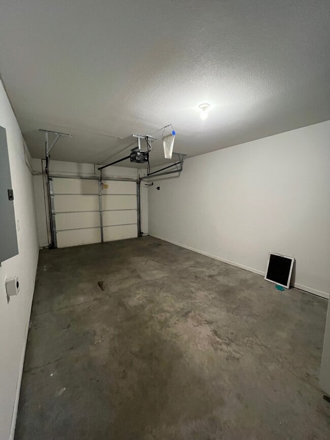 Building Photo - 1106 Kimmy Ln