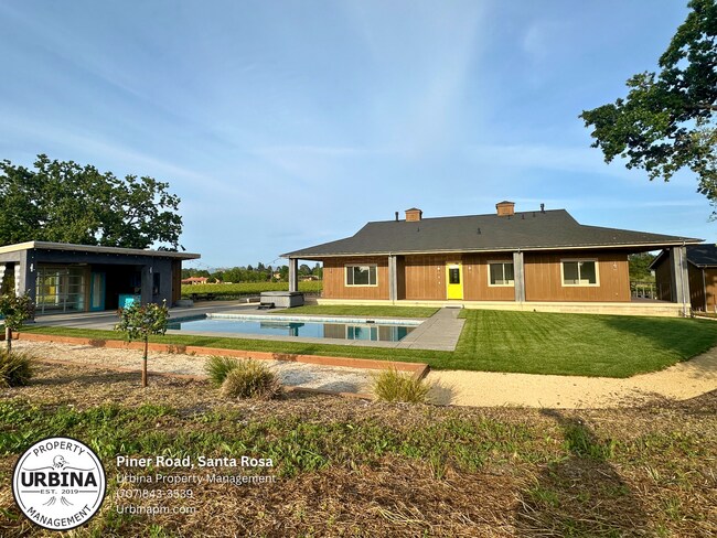 Building Photo - Luxury Vineyard Retreat with Pool, Cabana ...